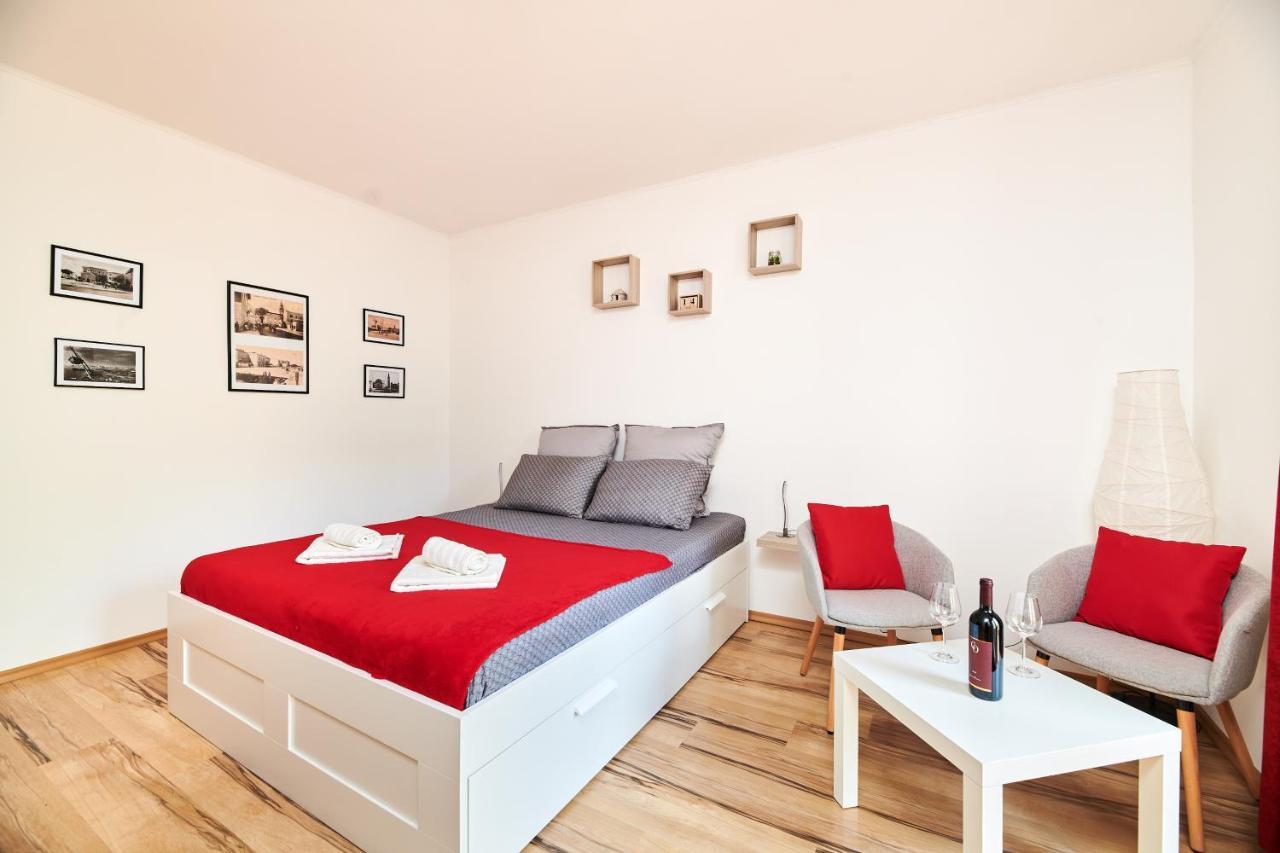 אומאג Apartment Piccolo מראה חיצוני תמונה