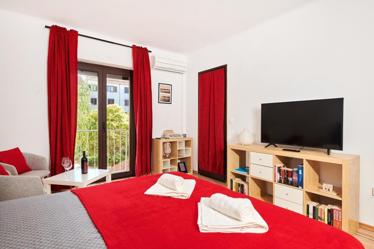אומאג Apartment Piccolo מראה חיצוני תמונה